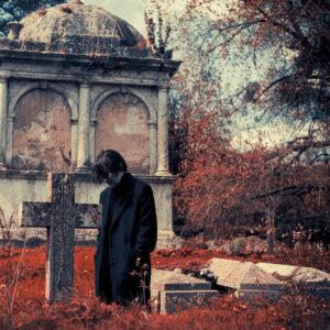 Steven Wilson kündigt Album "Requiem For A Village" an, teilt Titelsong